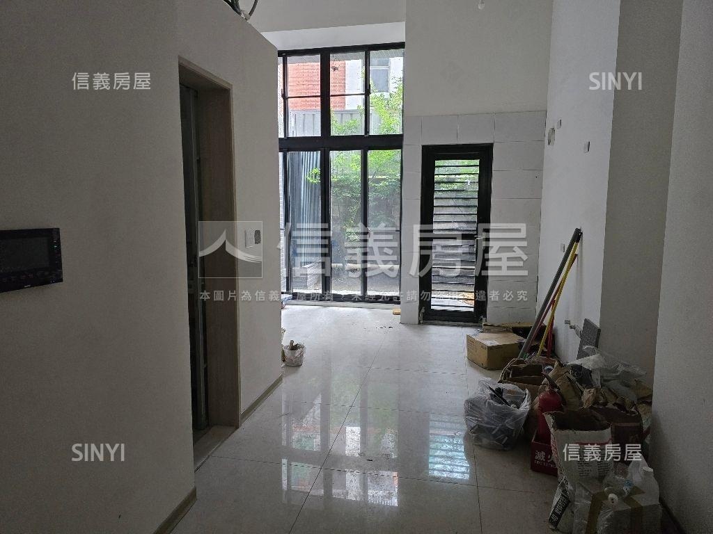 鑫鼎雅筑房屋室內格局與周邊環境