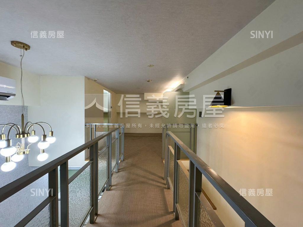 南加州朝南邊間河景房屋室內格局與周邊環境