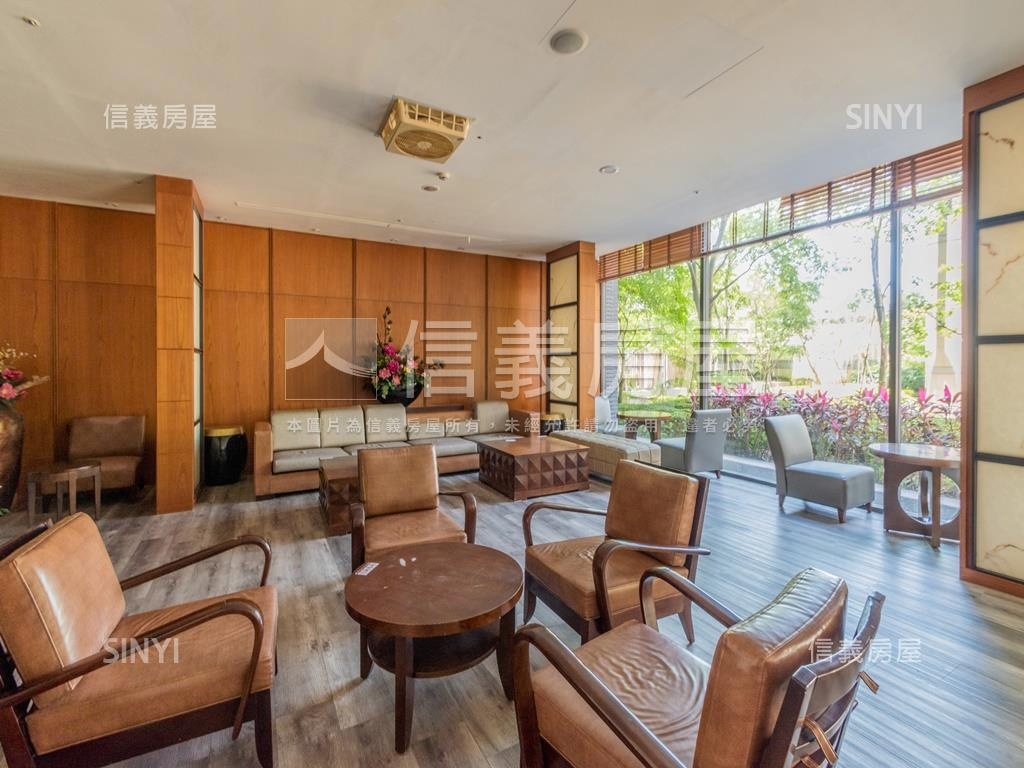 南加州朝南邊間河景房屋室內格局與周邊環境