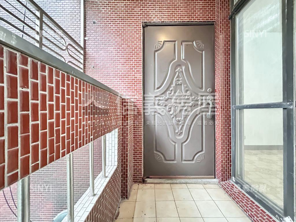 信義象山空氣清新美寓房屋室內格局與周邊環境