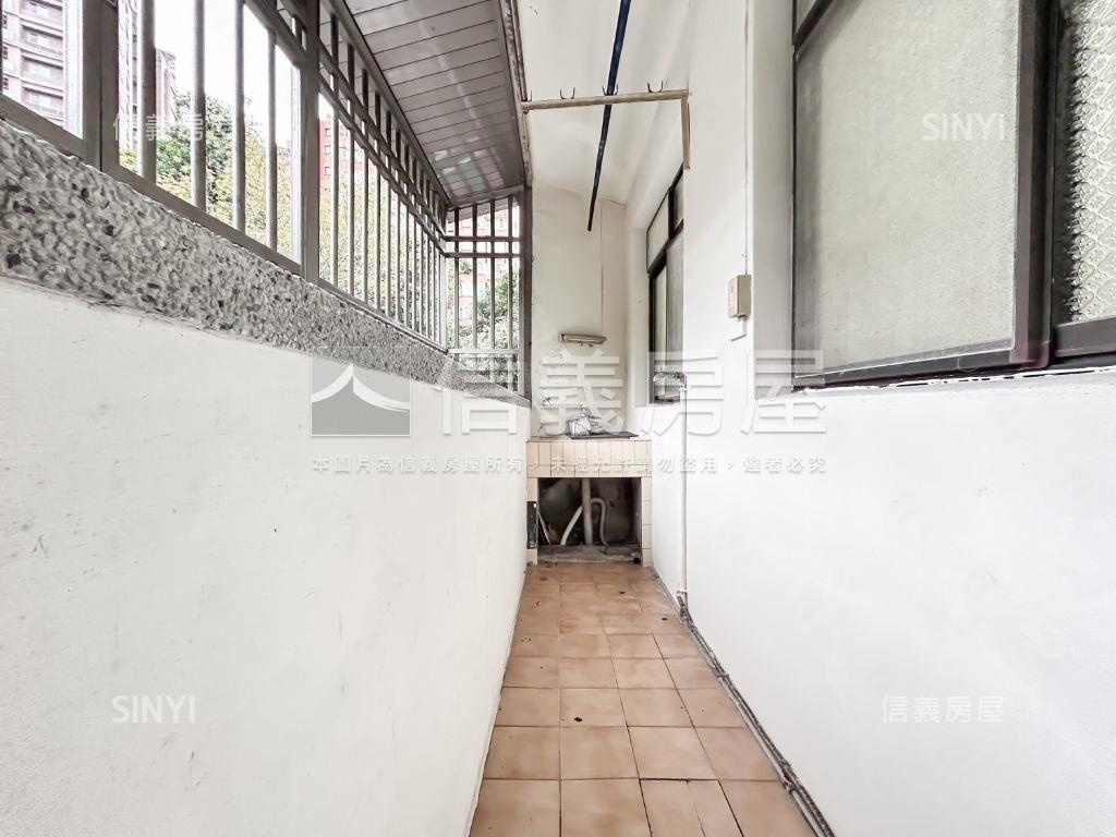 信義象山空氣清新美寓房屋室內格局與周邊環境