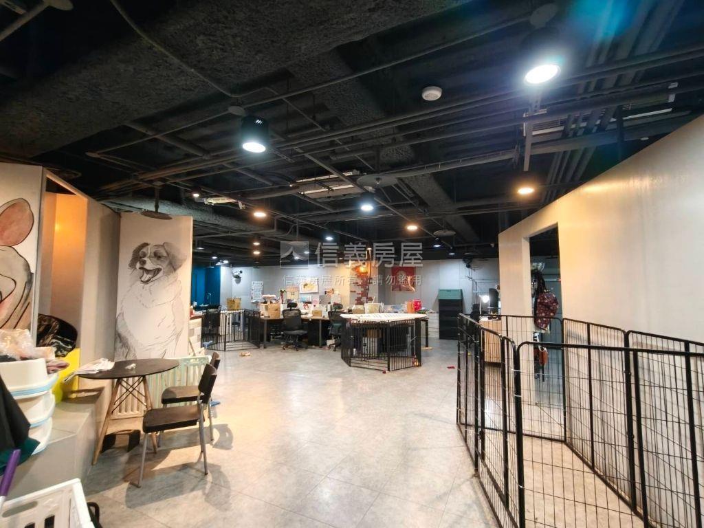 擎天雙星方正店鋪Ａ房屋室內格局與周邊環境
