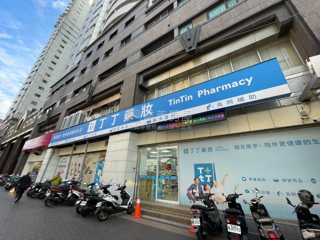 擎天雙星方正店鋪Ａ房屋室內格局與周邊環境