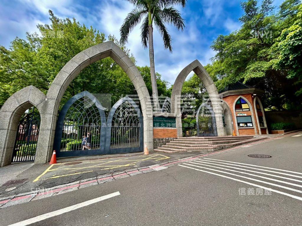 淡水鳳凰透天店面房屋室內格局與周邊環境