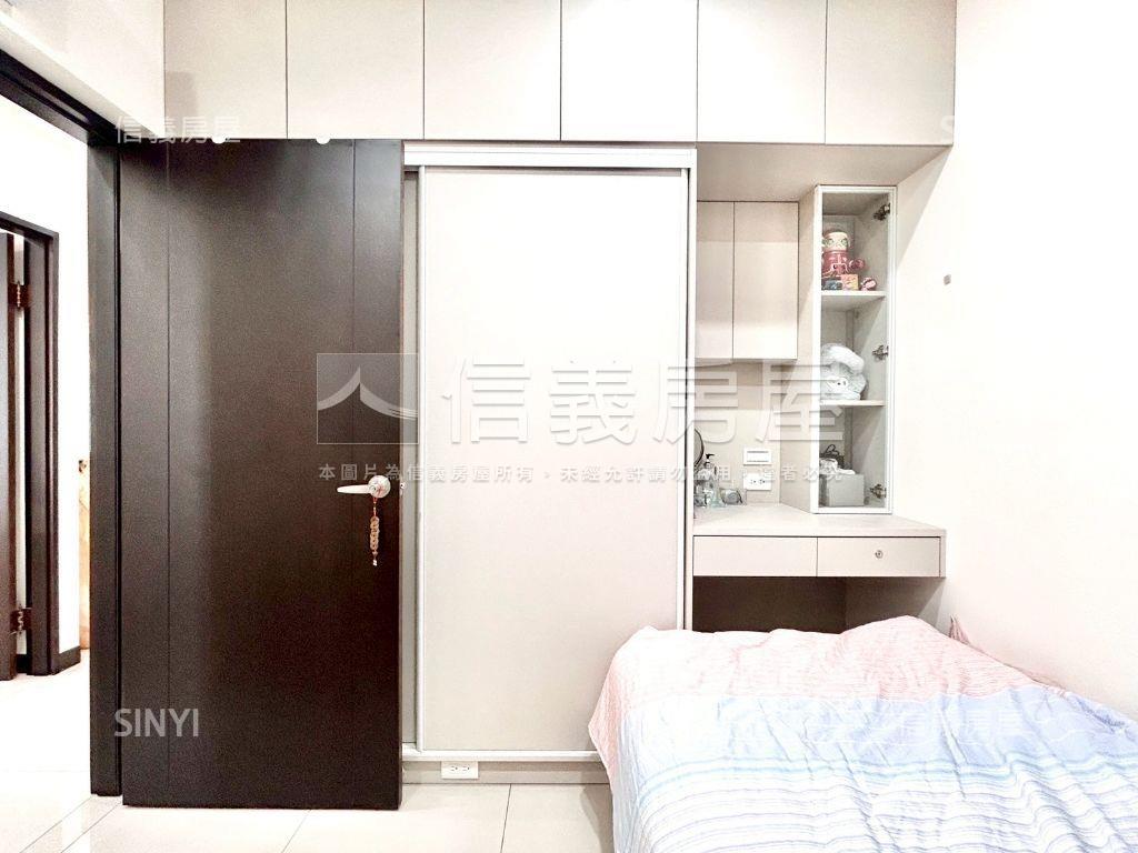 皇普精裝四房平車視野美宅房屋室內格局與周邊環境