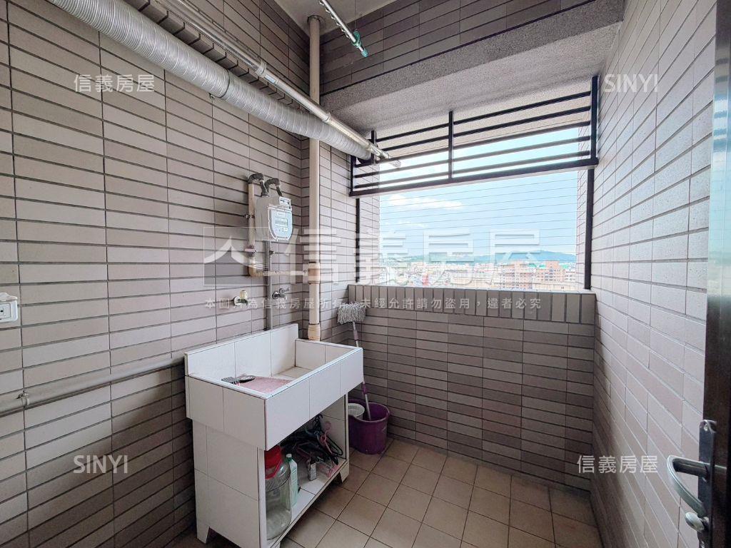 極品好案後站景觀兩房車位房屋室內格局與周邊環境