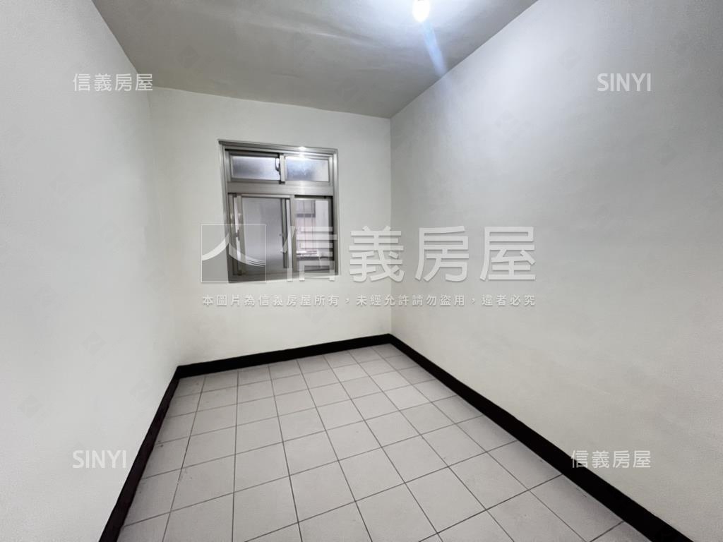 ⭐中興路視野佳三房房屋室內格局與周邊環境