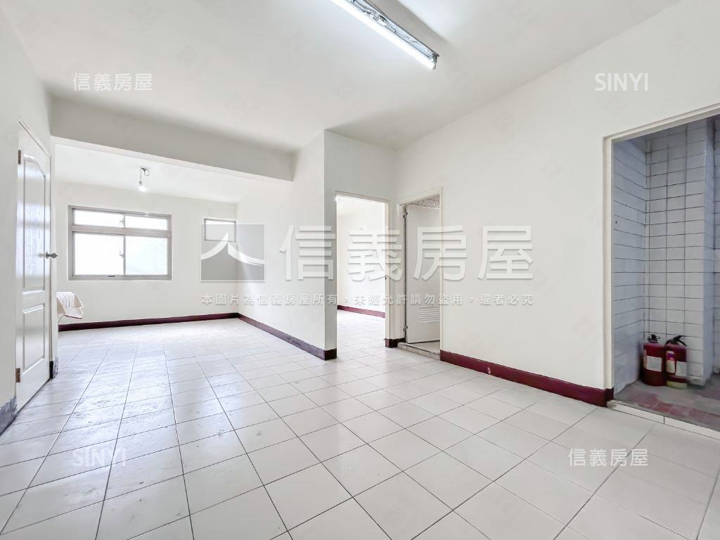 ⭐中興路視野佳三房房屋室內格局與周邊環境