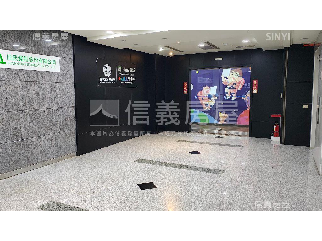 近捷運整層辦公房屋室內格局與周邊環境