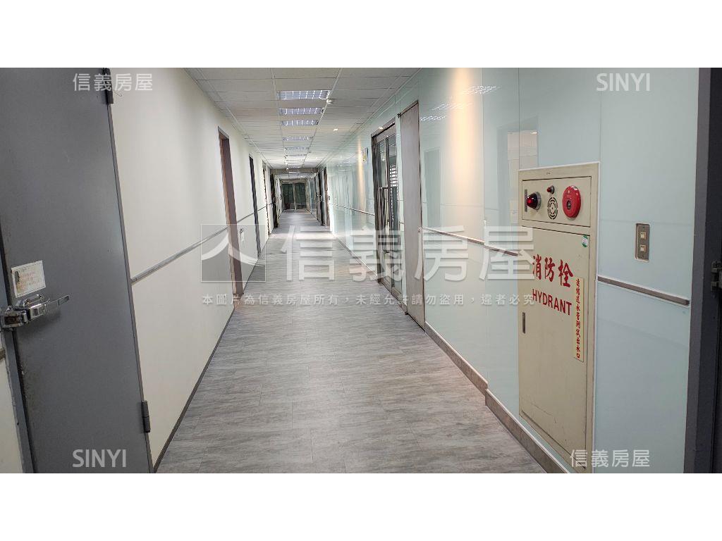 近捷運整層辦公房屋室內格局與周邊環境