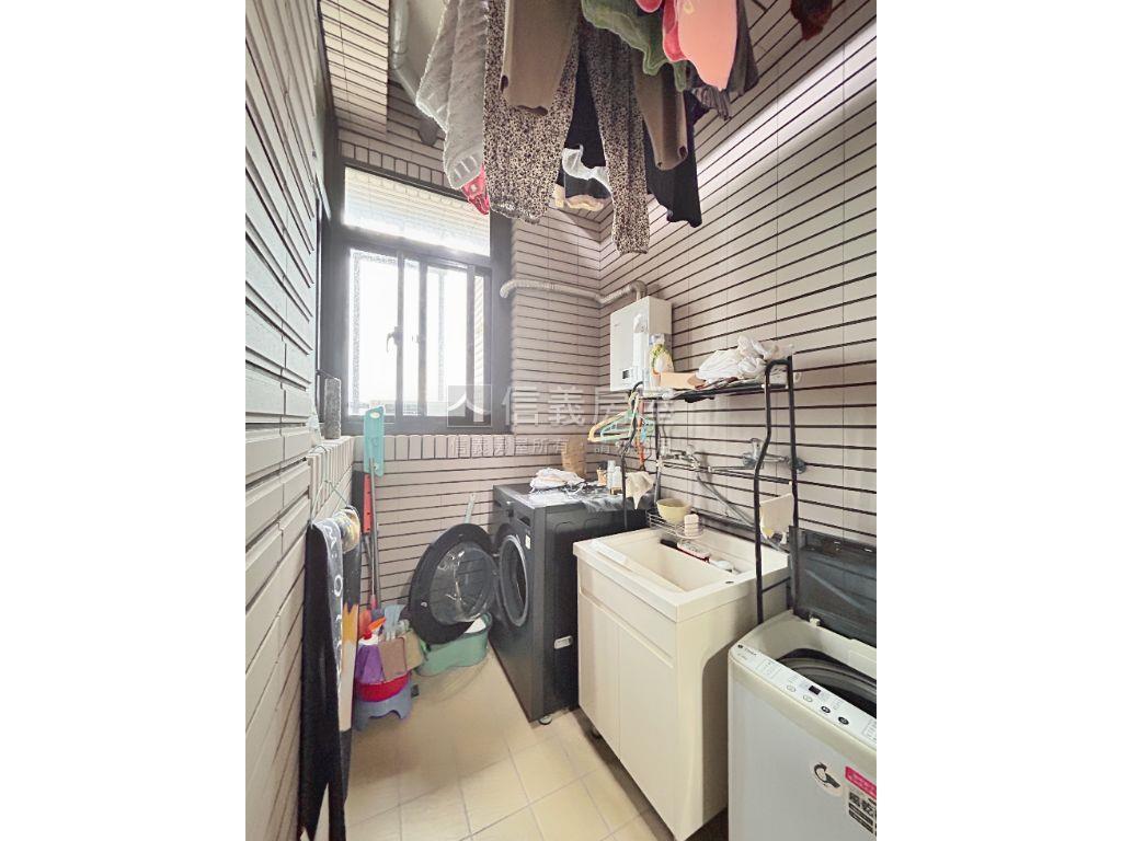 上河苑精美裝潢三房房屋室內格局與周邊環境