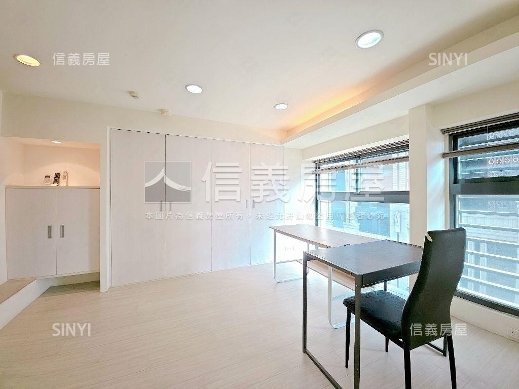 晶鑽小資美屋房屋室內格局與周邊環境
