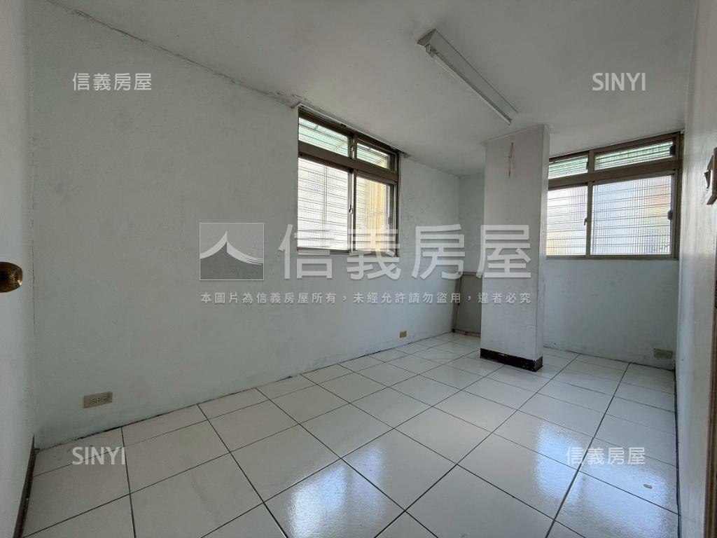 內湖行政中心公寓四房房屋室內格局與周邊環境