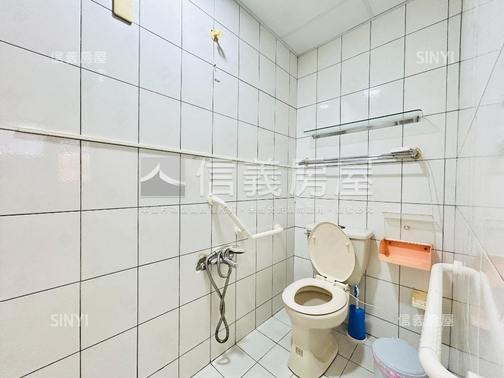 內湖行政中心公寓四房房屋室內格局與周邊環境