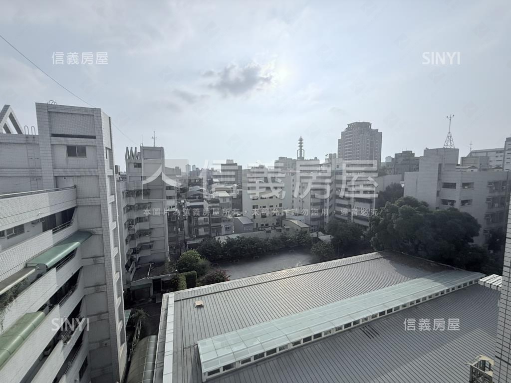 專任＊大空間三房車位美宅房屋室內格局與周邊環境