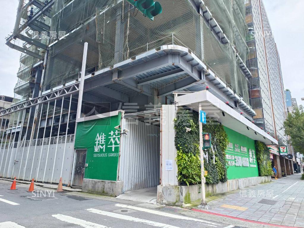 鐫萃高樓極品房屋室內格局與周邊環境