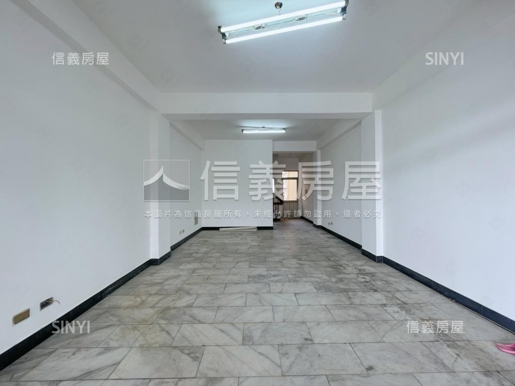 鹽行重劃旁大坪數透天店住房屋室內格局與周邊環境