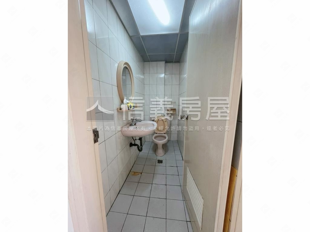 鹽行重劃旁大坪數透天店住房屋室內格局與周邊環境