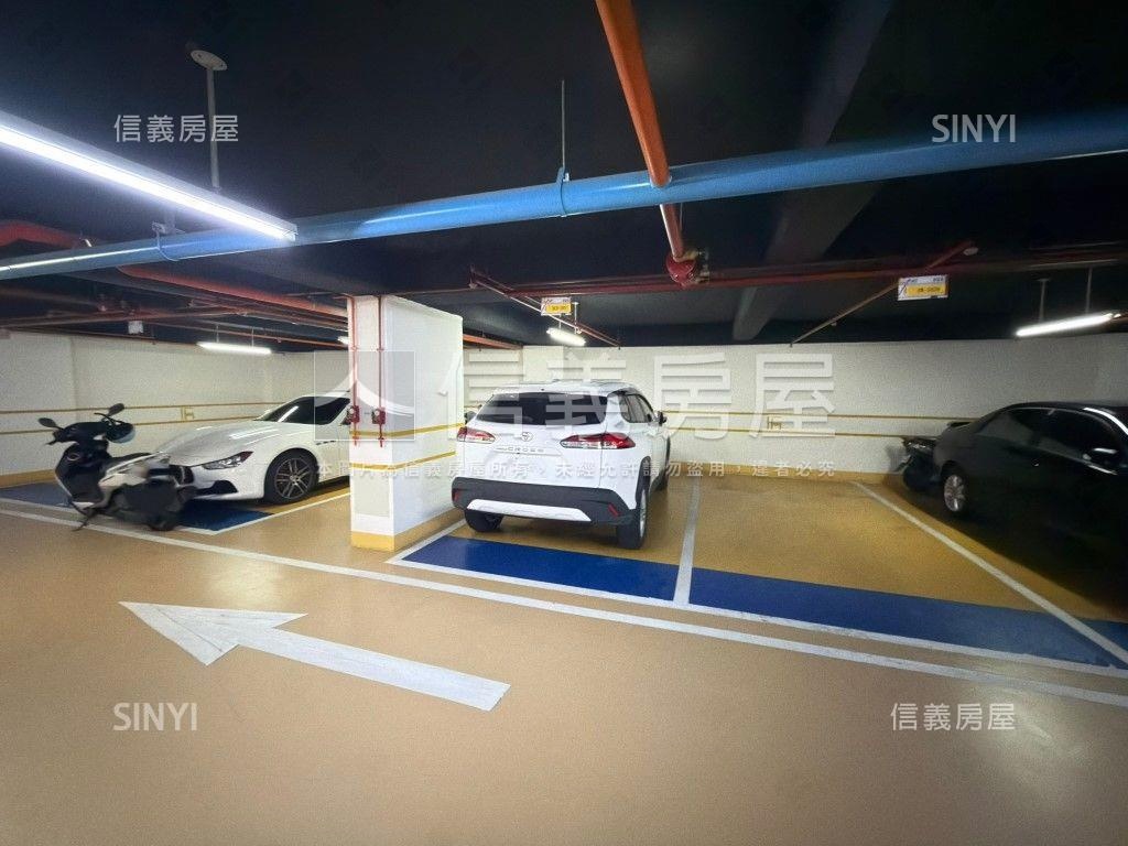 專任鴻灃ＡＲＴ高樓層美宅房屋室內格局與周邊環境