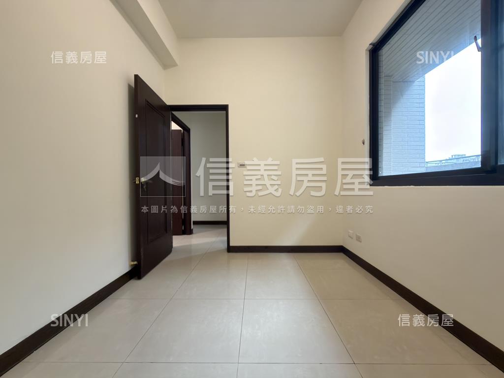 獨家明華校園景觀四房平車房屋室內格局與周邊環境