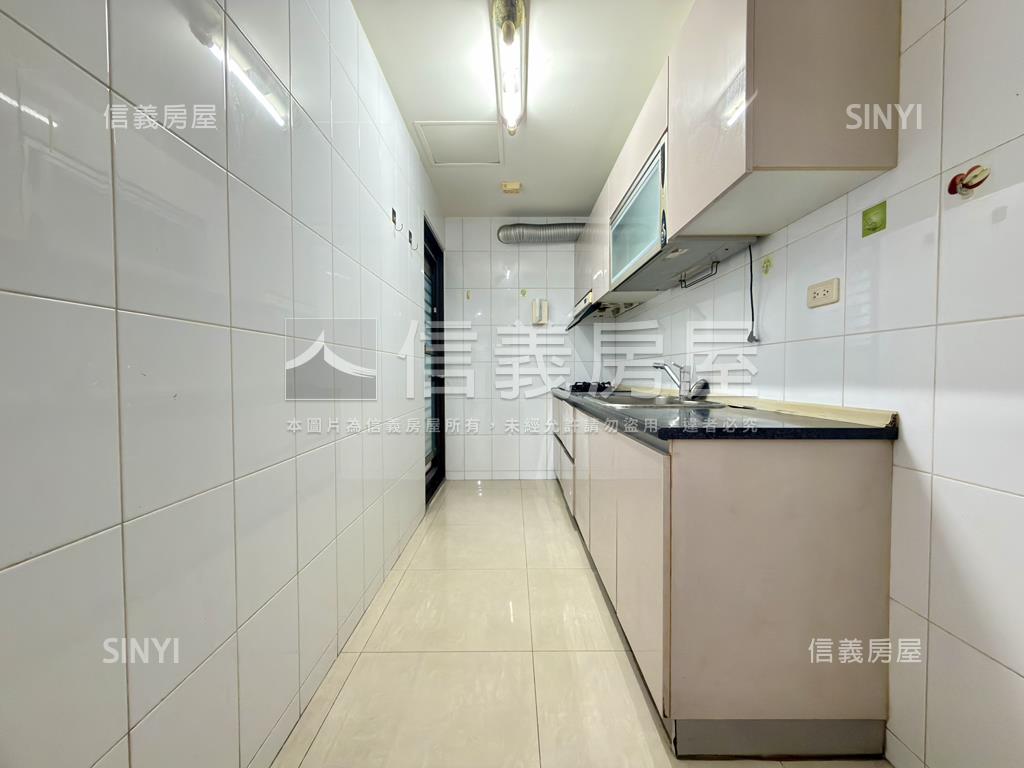 獨家明華校園景觀四房平車房屋室內格局與周邊環境