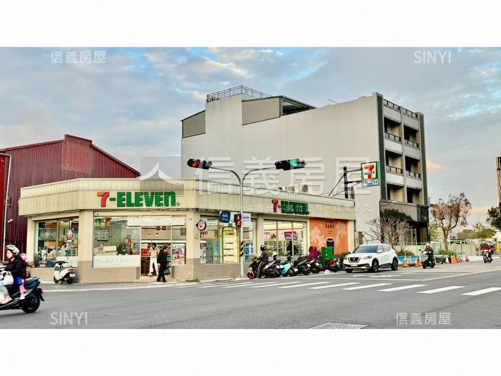 ２０米路１４期旁低總３房房屋室內格局與周邊環境