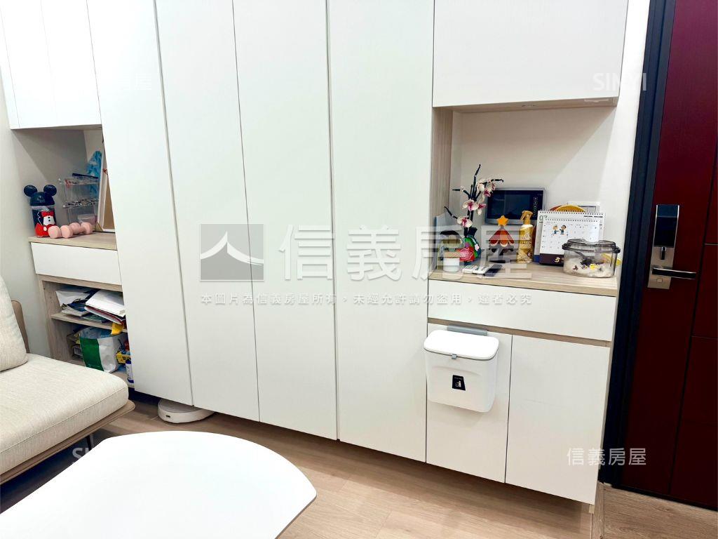 欣世代輕奢兩房車位房屋室內格局與周邊環境