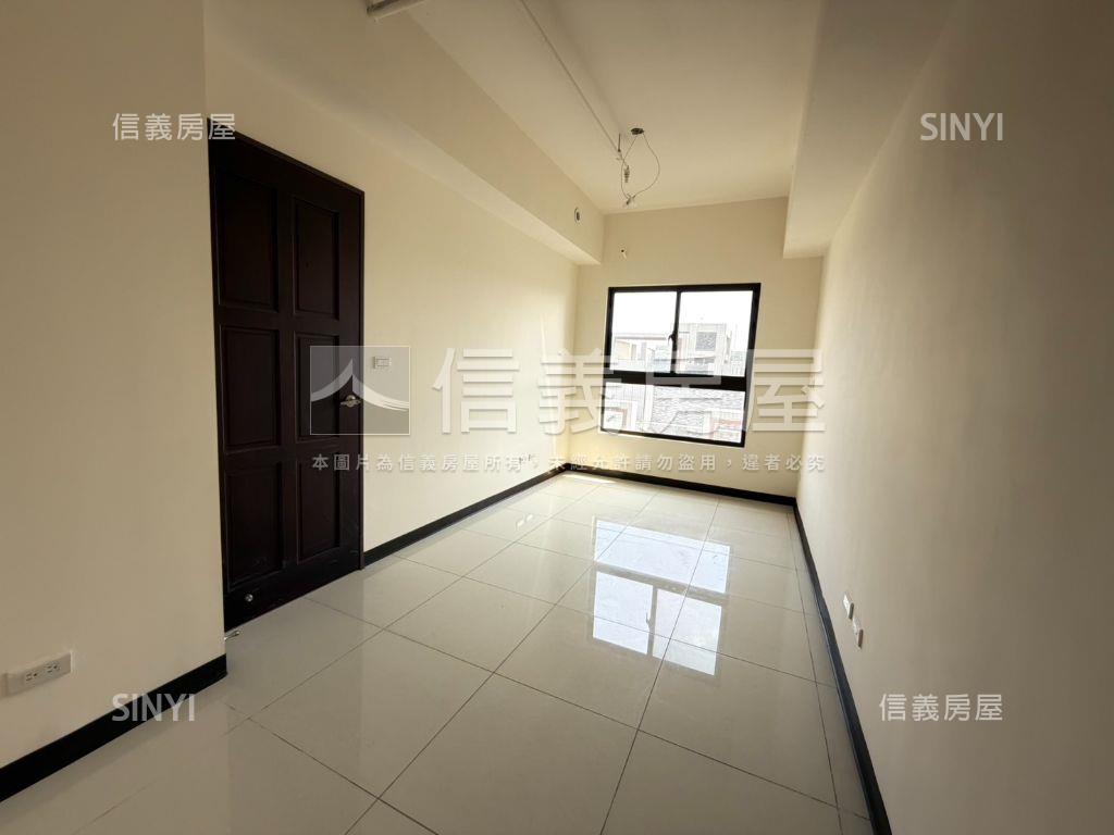 稀有高樓層採光兩房車位房屋室內格局與周邊環境