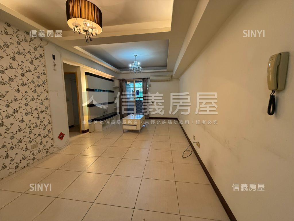 早安衛道三房車位房屋室內格局與周邊環境