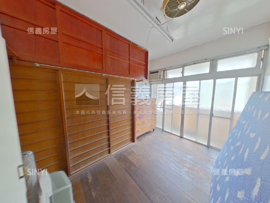 專委近大遠百大４房房屋室內格局與周邊環境