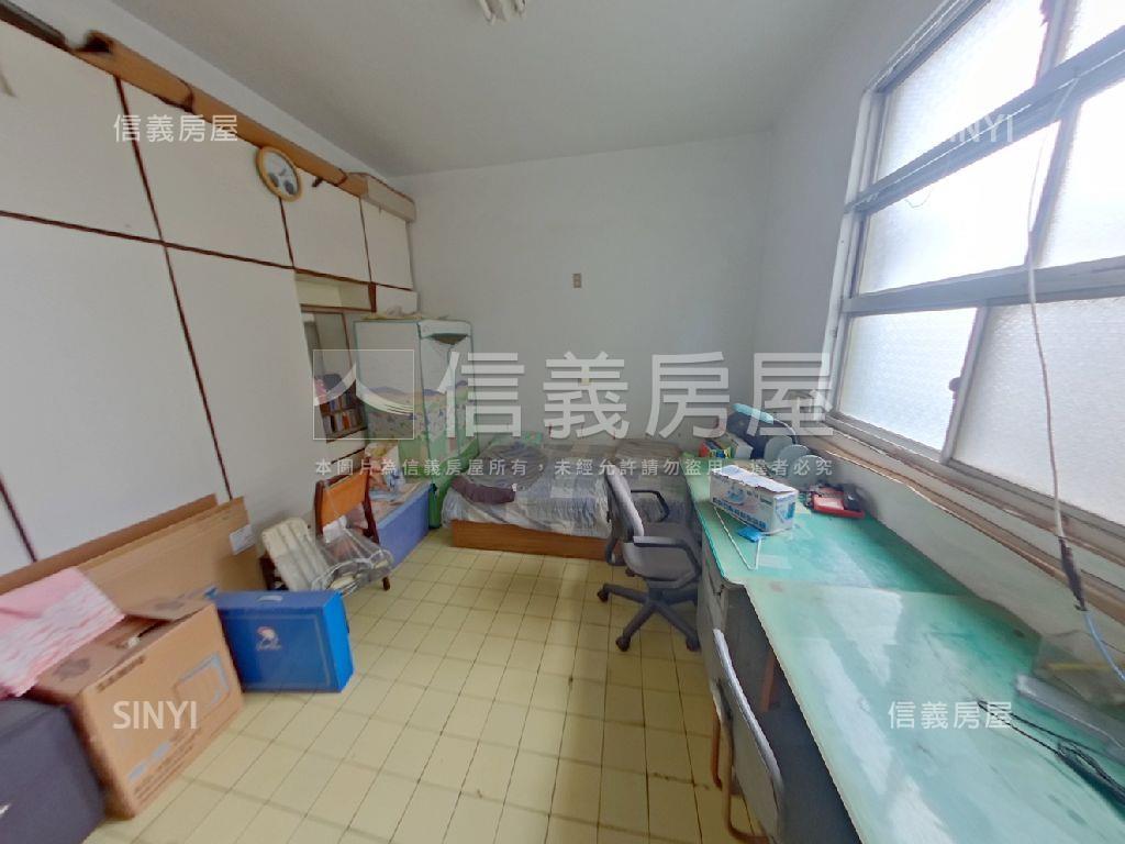 專委近大遠百大４房房屋室內格局與周邊環境