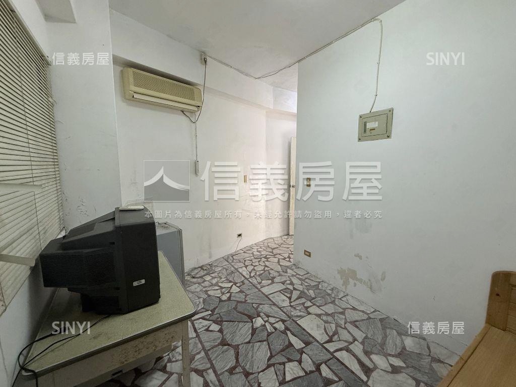 新環境低總價套房房屋室內格局與周邊環境