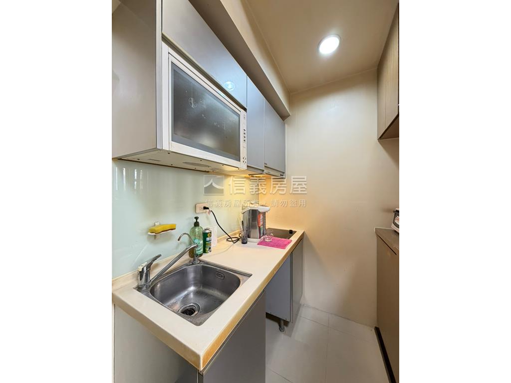夏卡爾陽光美套房房屋室內格局與周邊環境