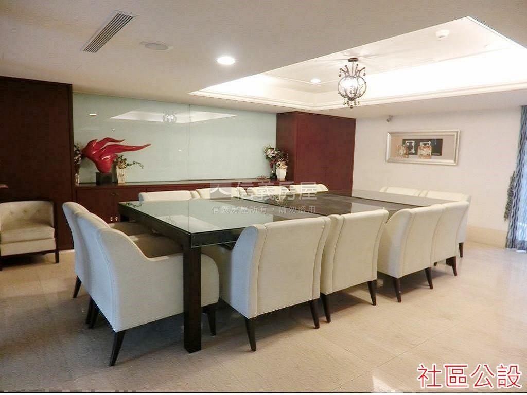 夏卡爾陽光美套房房屋室內格局與周邊環境