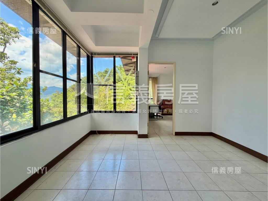 長春路邊間採光大透天房屋室內格局與周邊環境