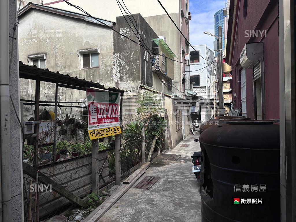 成大面寬臨前後路土地房屋室內格局與周邊環境