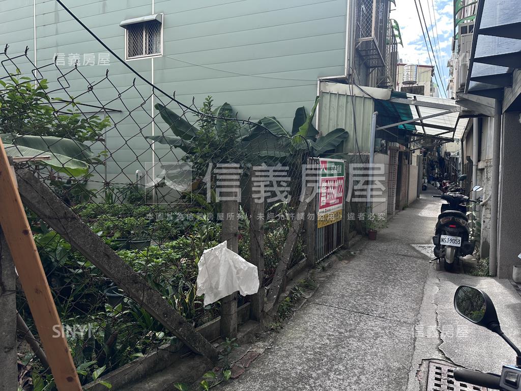 成大面寬臨前後路土地房屋室內格局與周邊環境