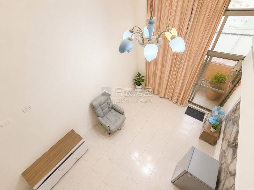 專任伊吉邦新婚美屋房屋室內格局與周邊環境