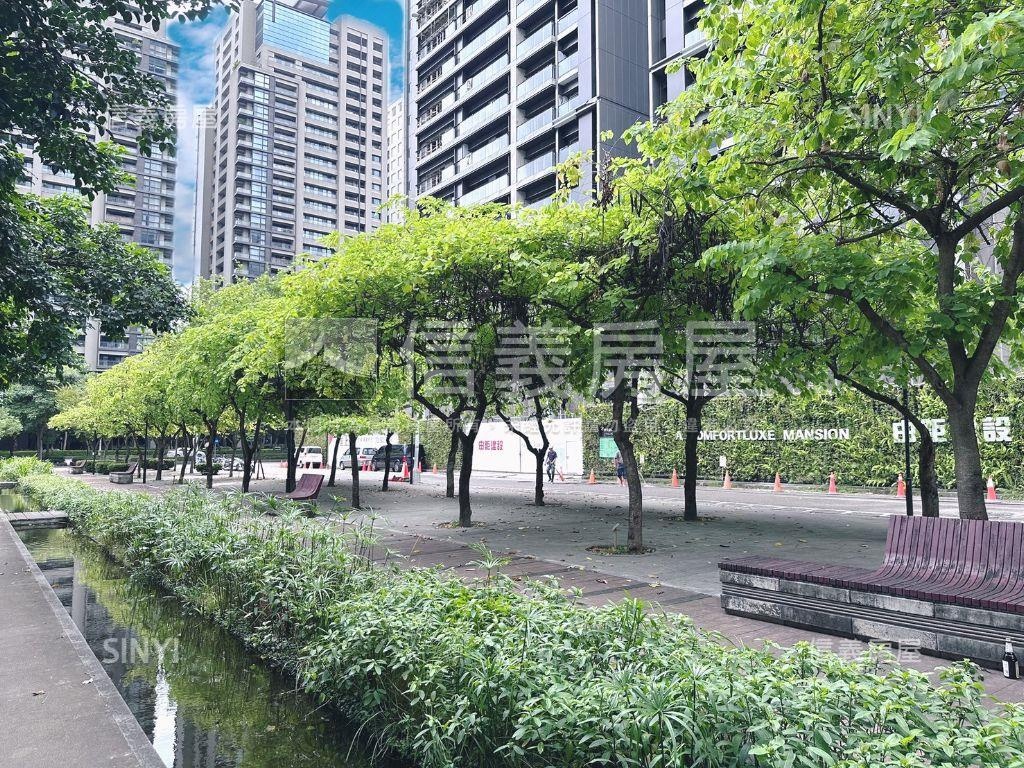 由鉅惟上５Ａ面市政路房屋室內格局與周邊環境