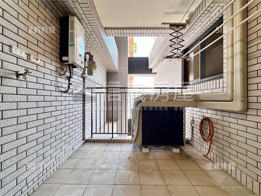 讚幸福．朝南視野四房平車房屋室內格局與周邊環境