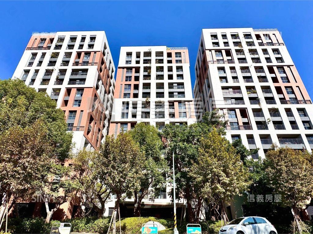 讚幸福．朝南視野四房平車房屋室內格局與周邊環境