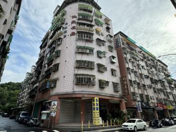 仁愛名爵電梯邊間５房