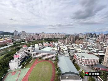 台大敦品ＳＲＣ鋼骨樓中樓