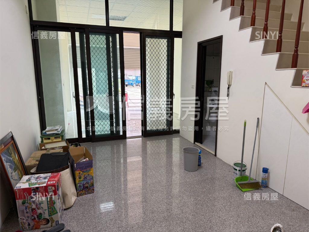 北太平育誠街臨路透天房屋室內格局與周邊環境