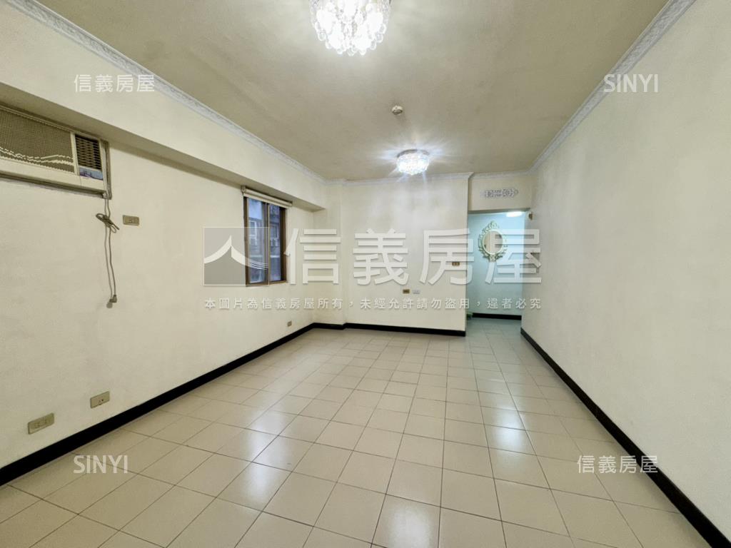 都會名園後棟林蔭景觀房屋室內格局與周邊環境