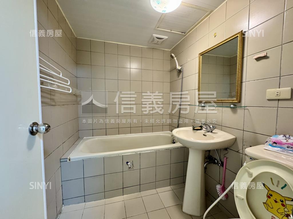 都會名園後棟林蔭景觀房屋室內格局與周邊環境