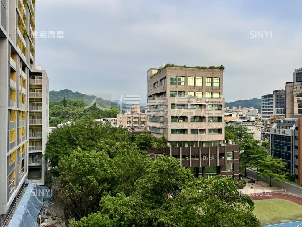 都會名園後棟林蔭景觀房屋室內格局與周邊環境