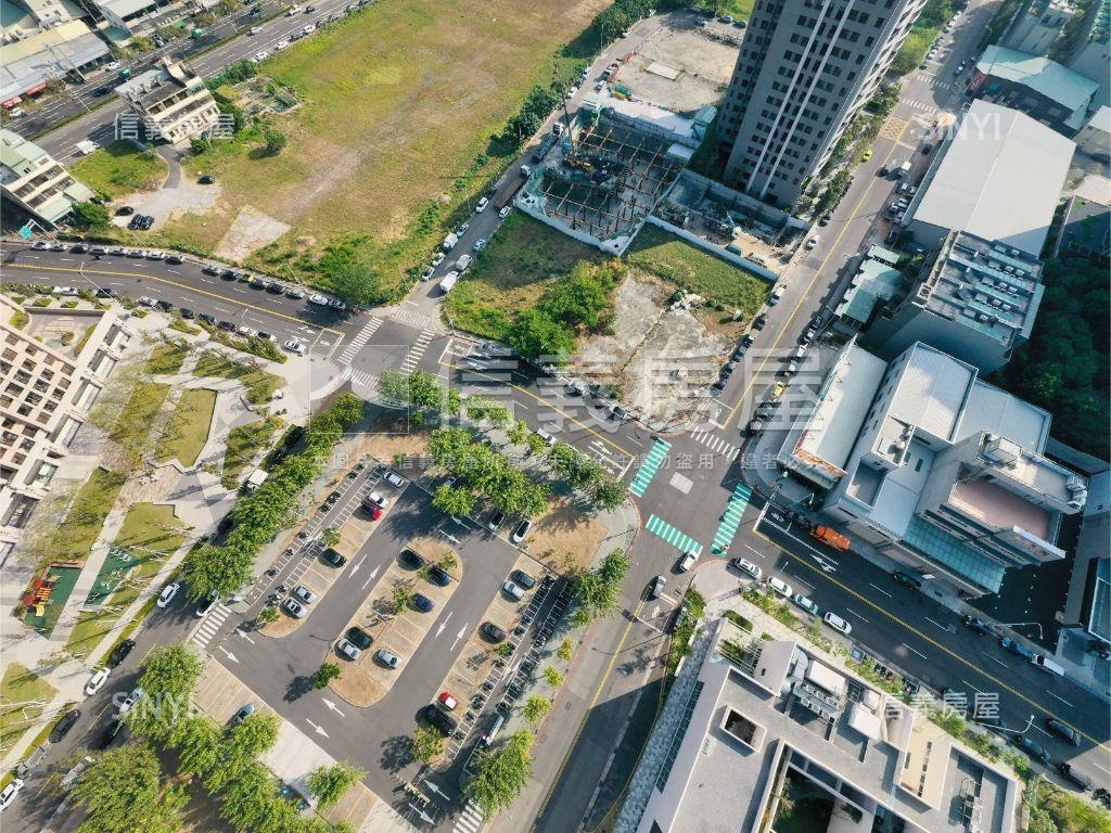 烏日雙面臨路角地房屋室內格局與周邊環境
