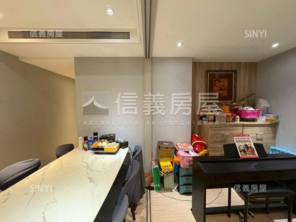 信義庭院一樓●有車庫房屋室內格局與周邊環境