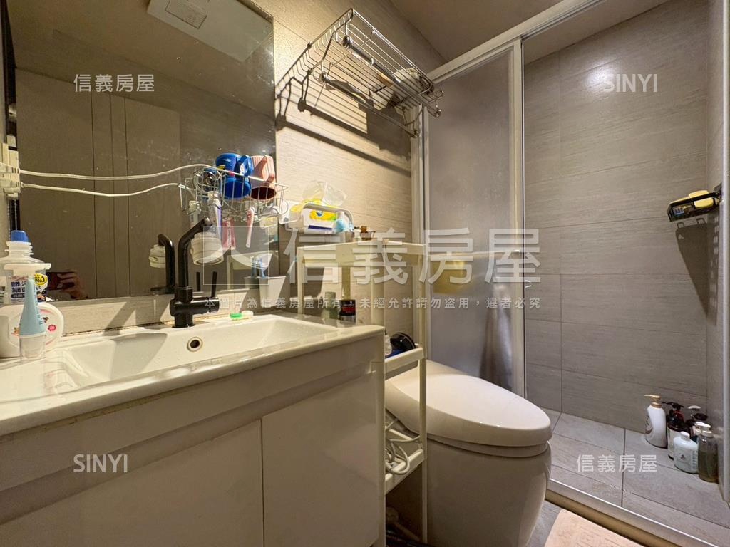 信義庭院一樓●有車庫房屋室內格局與周邊環境